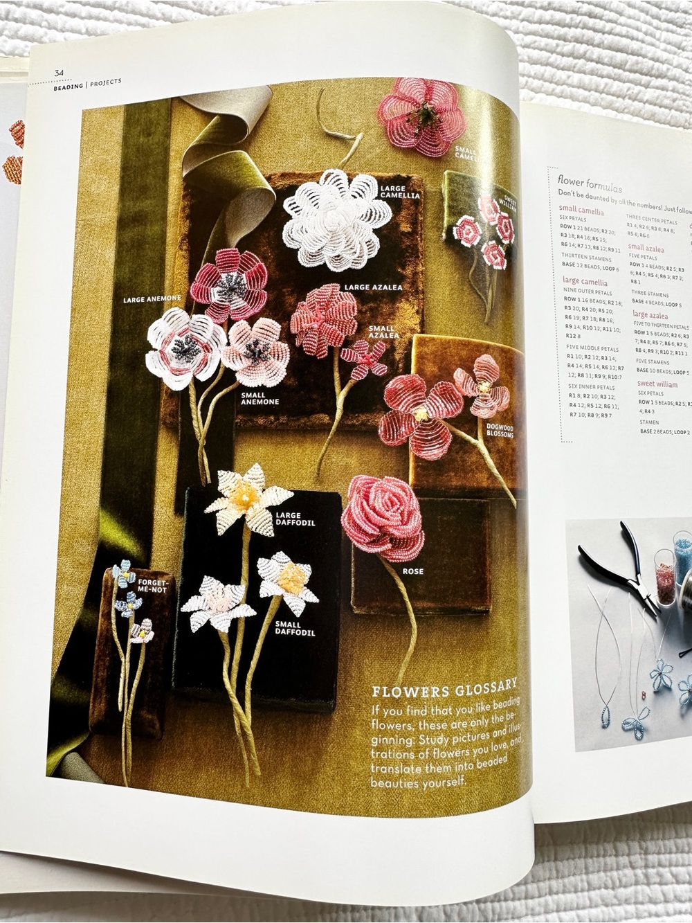 Martha Stewart's Encyclopedia of Crafts: An A-to-Z Guide Hardcover Book DIY Art - Picture 4 of 13